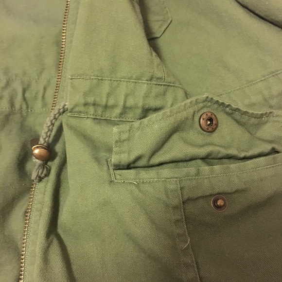 Green jacket - Picture 7 of 8